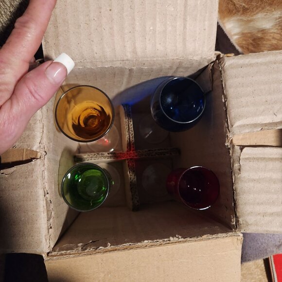 Williams-Sonoma Set Of Four Colored Cordial Glasses - Picture 10 of 11